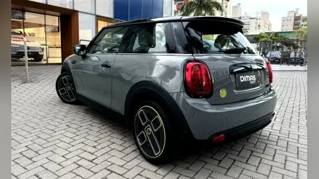 Mini Cooper SE - Imagem 5