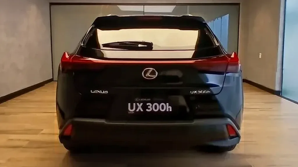 Lexus Ux 300e - Imagem 5