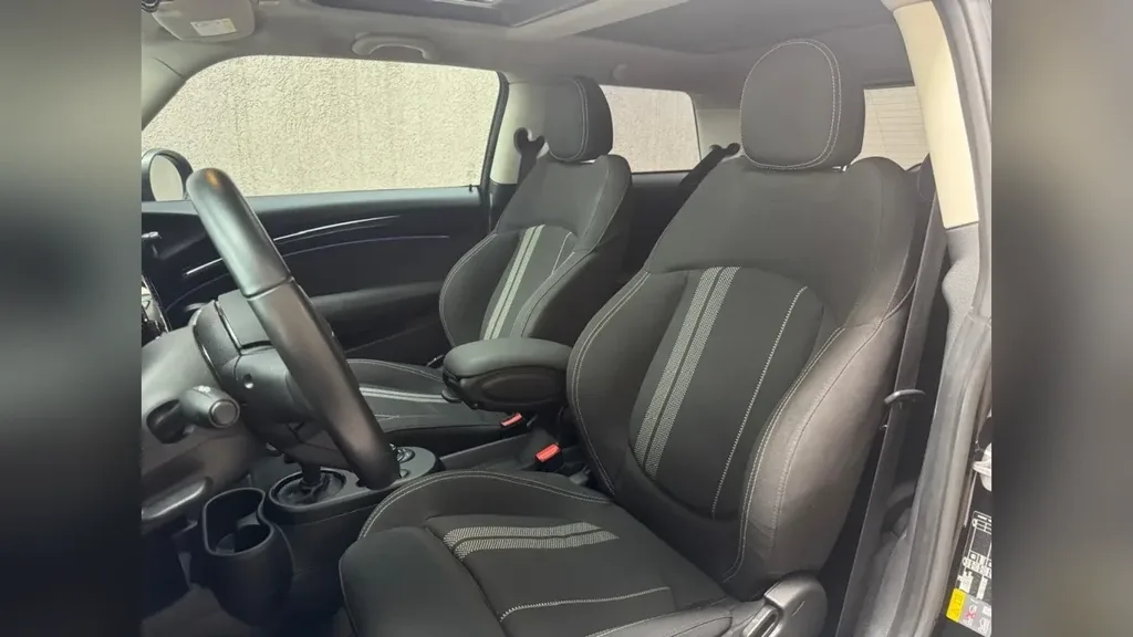 Mini Cooper SE - Imagem 10