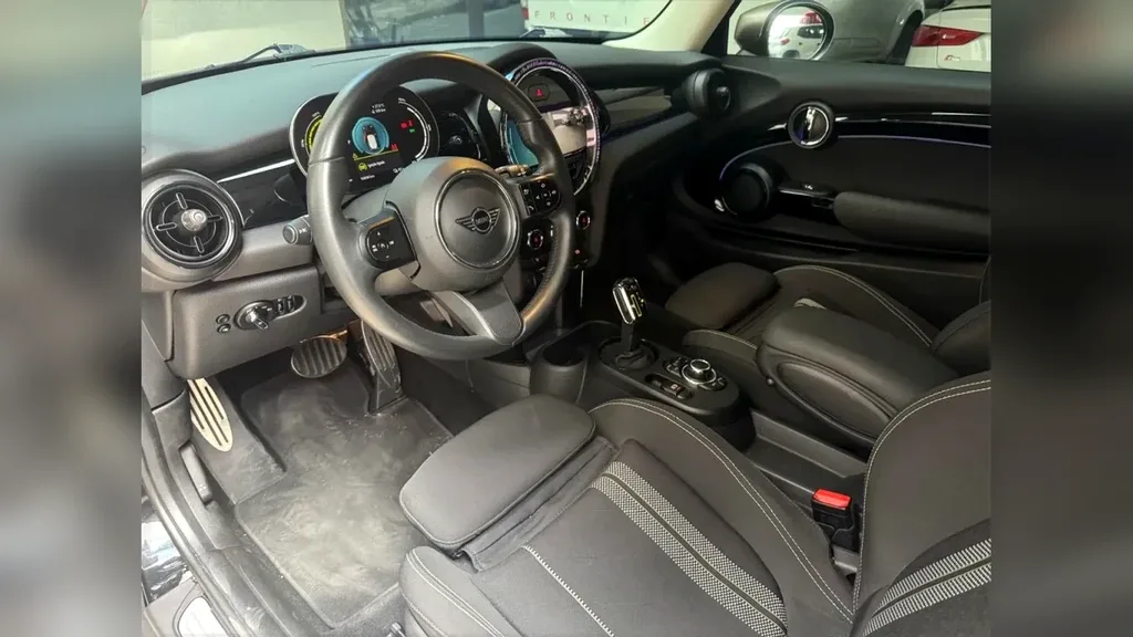 Mini Cooper SE - Imagem 14