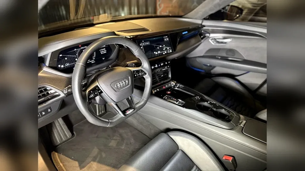 Audi Rs E-tron  GT - Imagem 8