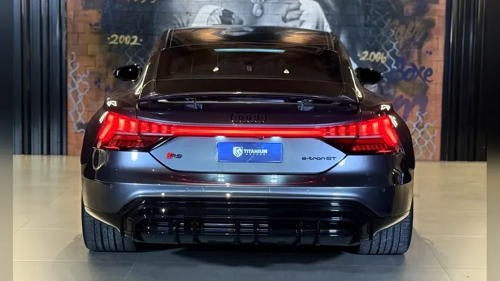 Audi Rs E-tron  GT - Imagem 14