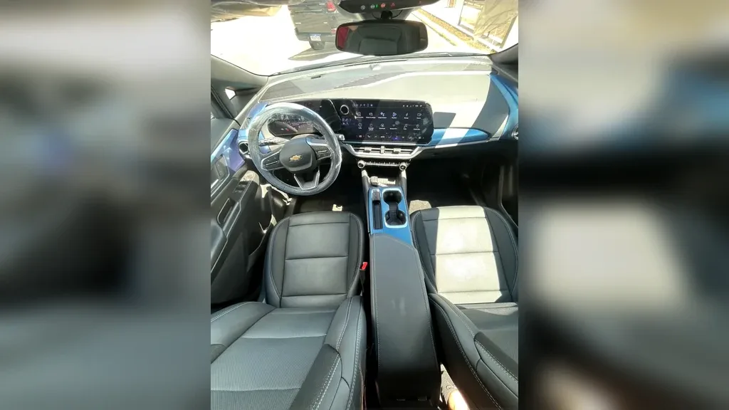 Chevrolet Equinox EV - Imagem 17