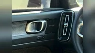 Volvo XC40 - Miniatura 17