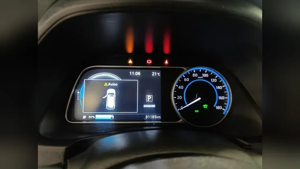 Nissan Leaf - Imagem 13