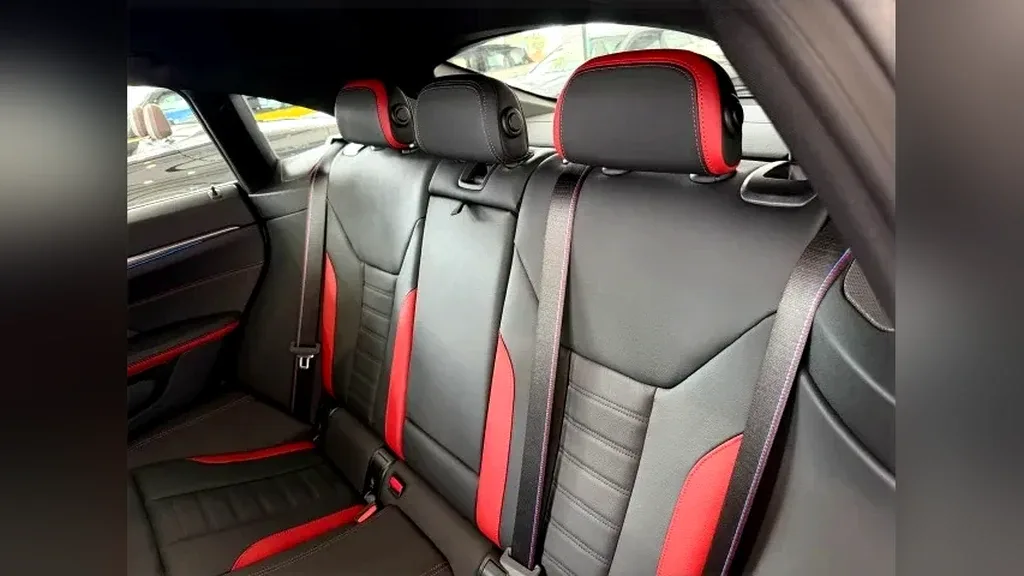 BMW I4 M50 - Imagem 10