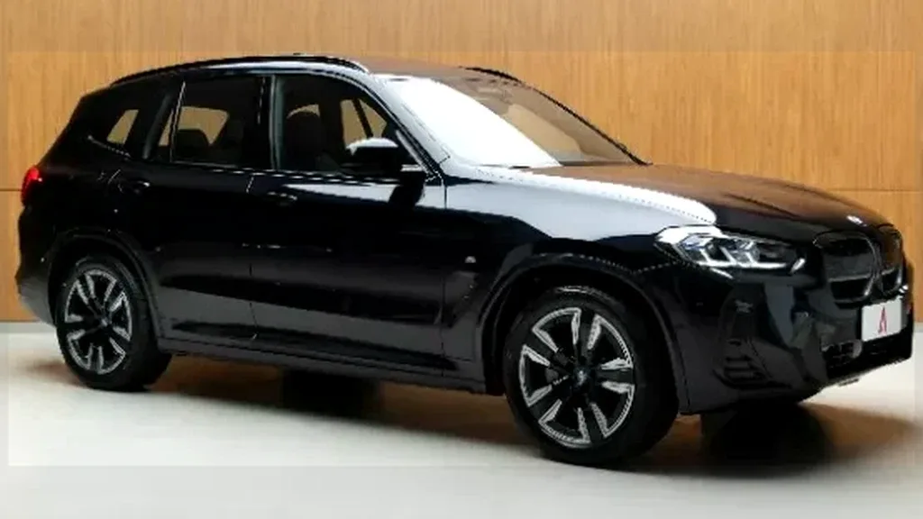 BMW IX3 - Imagem 6