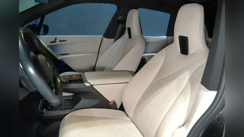 BMW Ix - Imagem 10