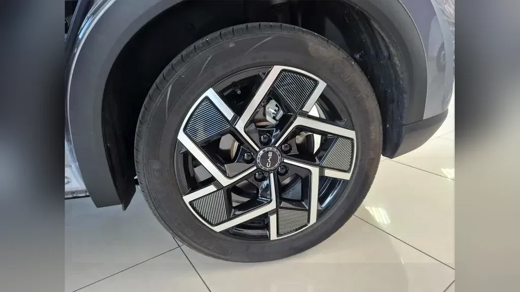 BYD Yuan Plus - Imagem 11