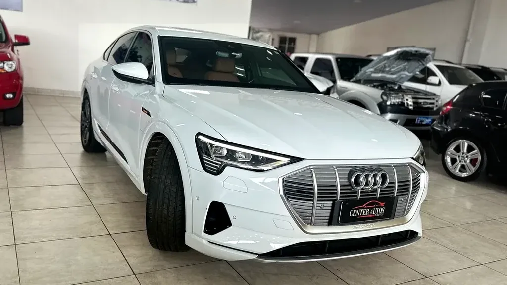 Audi E-tron Sportback - Imagem 9