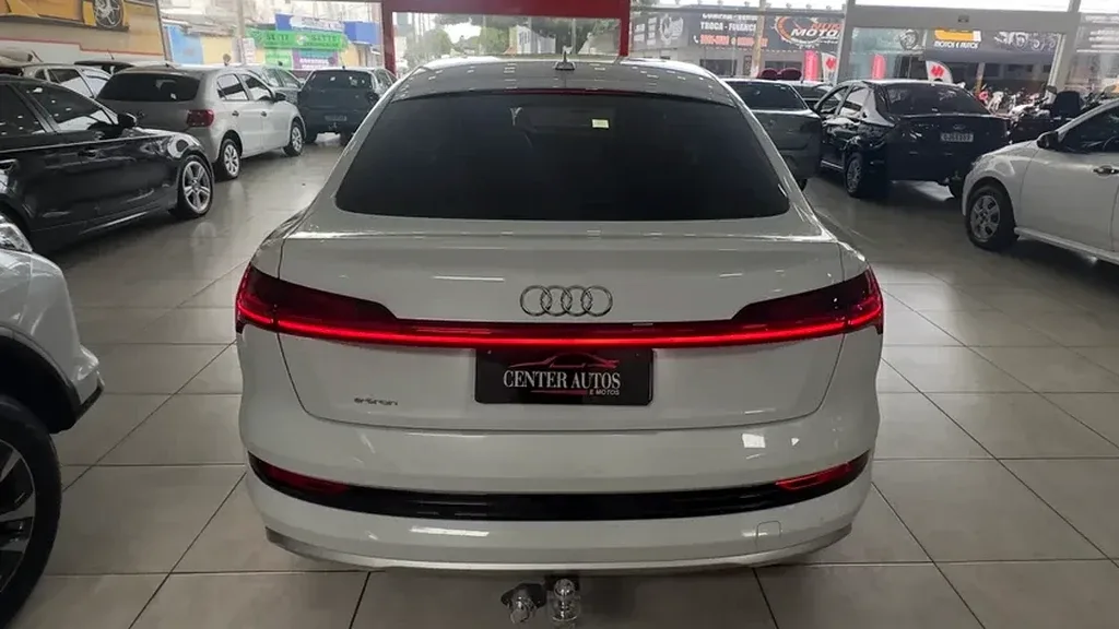 Audi E-tron Sportback - Imagem 10