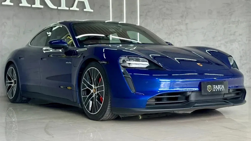 Porsche Taycan - Imagem 6