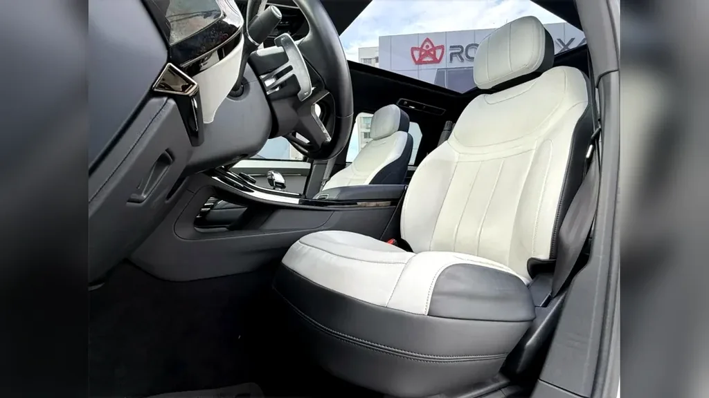 Land Rover Range Rover Sport Plug-in Hybrid - Imagem 12