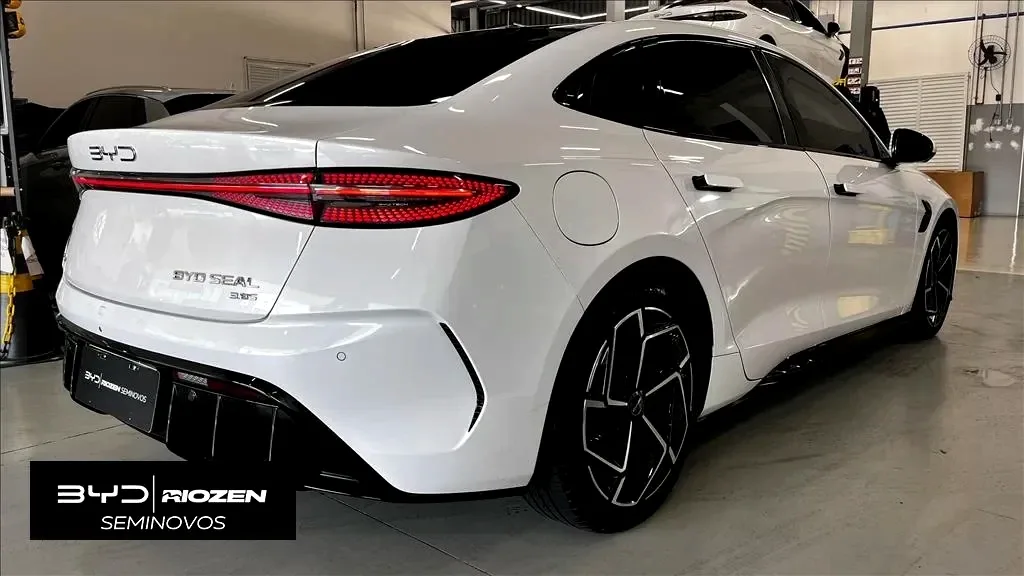 BYD Seal - Imagem 4