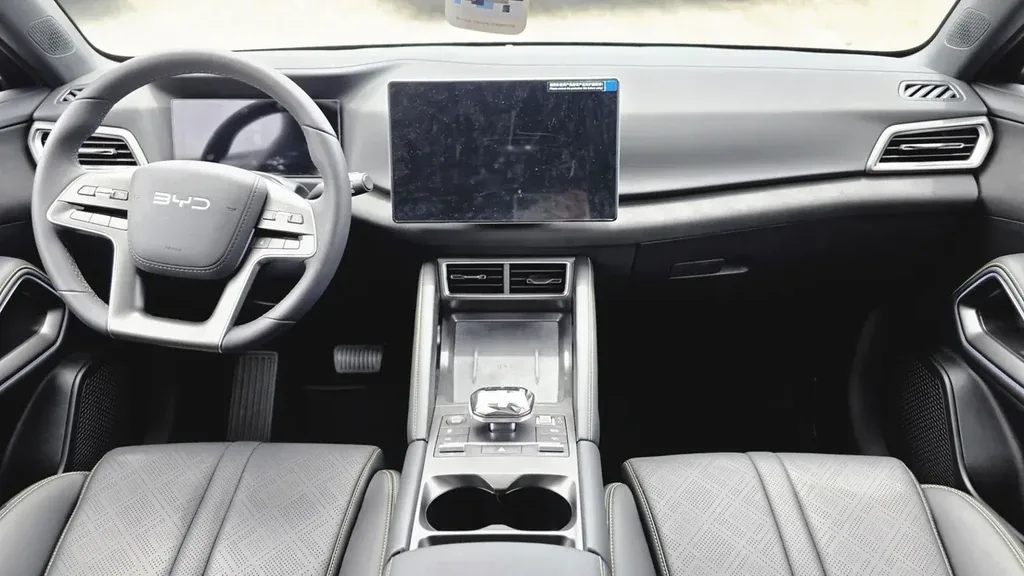 BYD Yuan Pro - Imagem 11