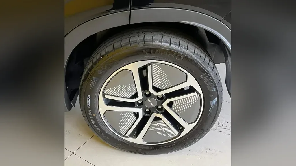 Omoda E5 - Imagem 10