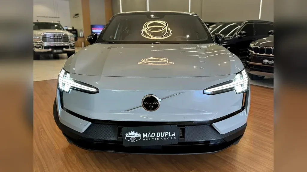 Volvo EX30 - Imagem 2
