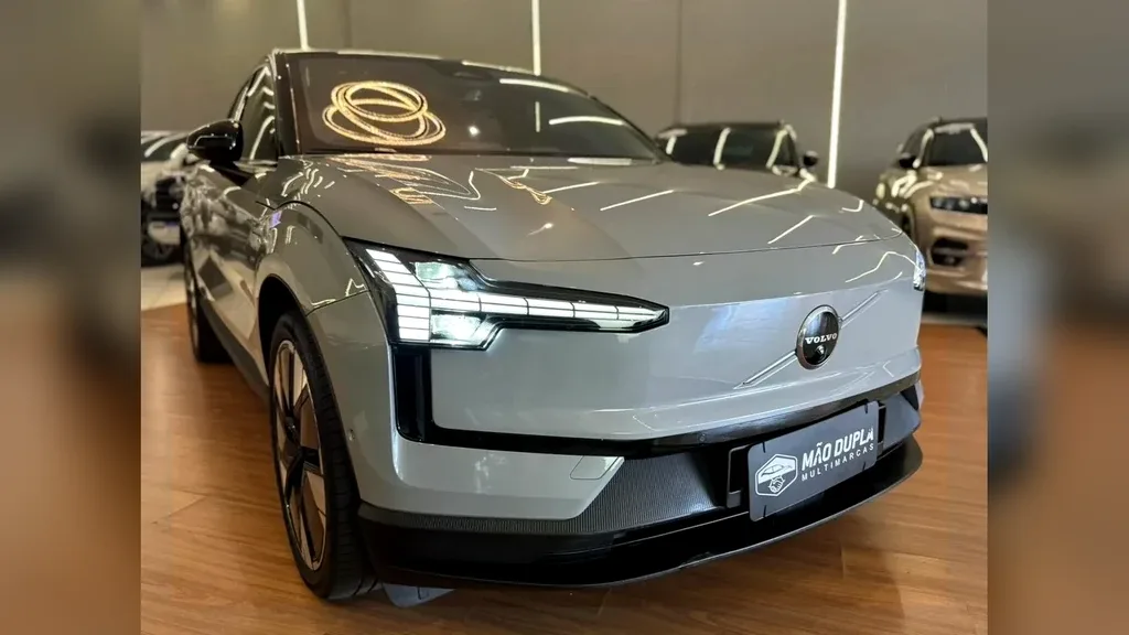 Volvo EX30 - Imagem 4