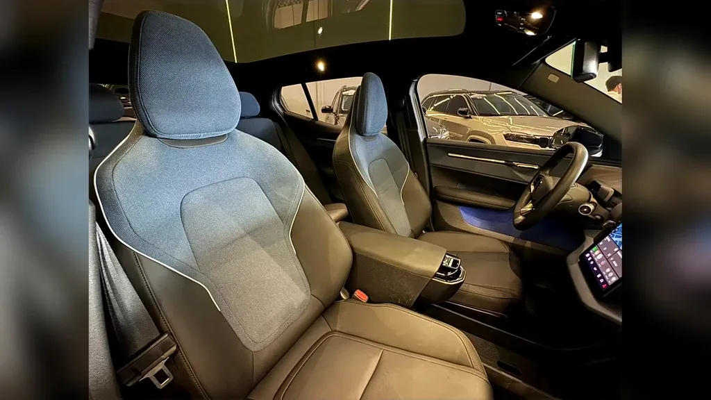 Volvo EX30 - Imagem 16