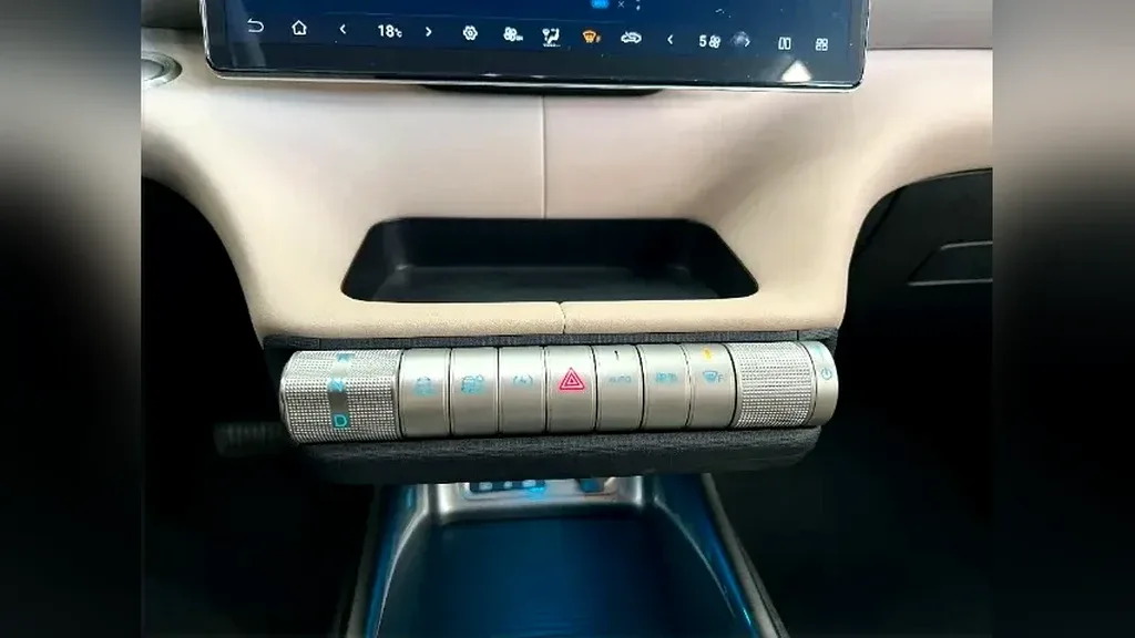 BYD Dolphin - Imagem 12