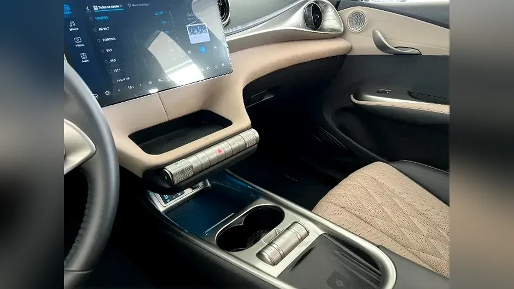 BYD Dolphin - Imagem 13