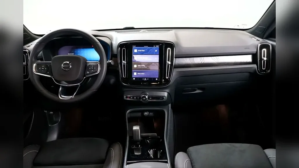 Volvo C40 Recharge - Imagem 9