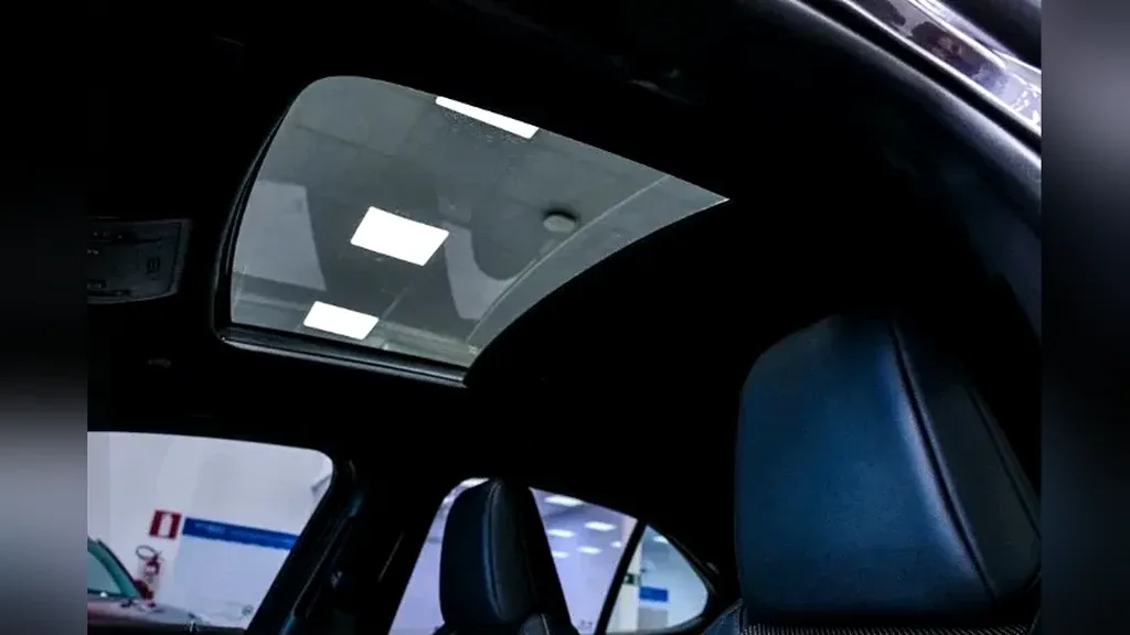 Lexus Ux 300e - Imagem 9