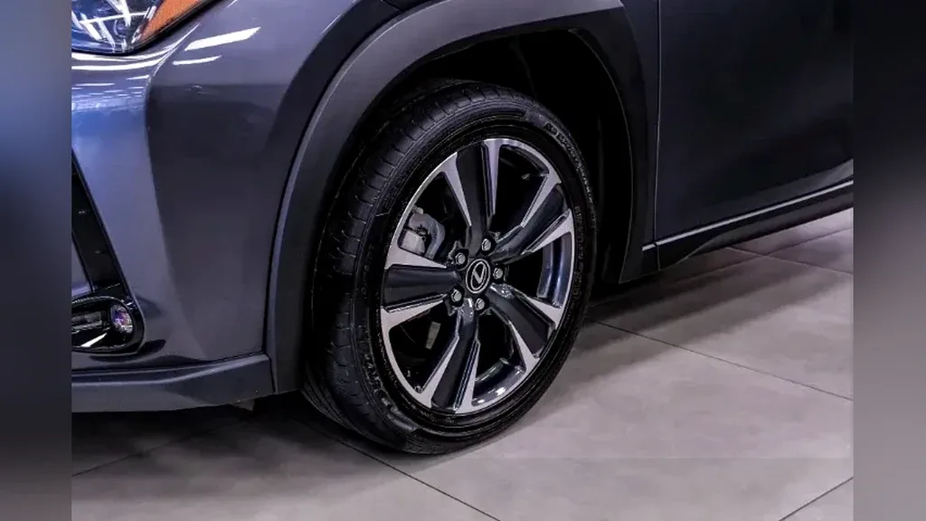 Lexus Ux 300e - Imagem 15