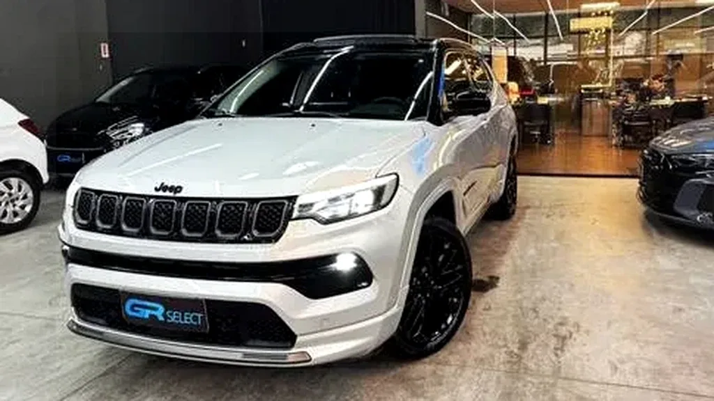 Jeep Compass 4xe Plug-in Hybrid - Imagem 5
