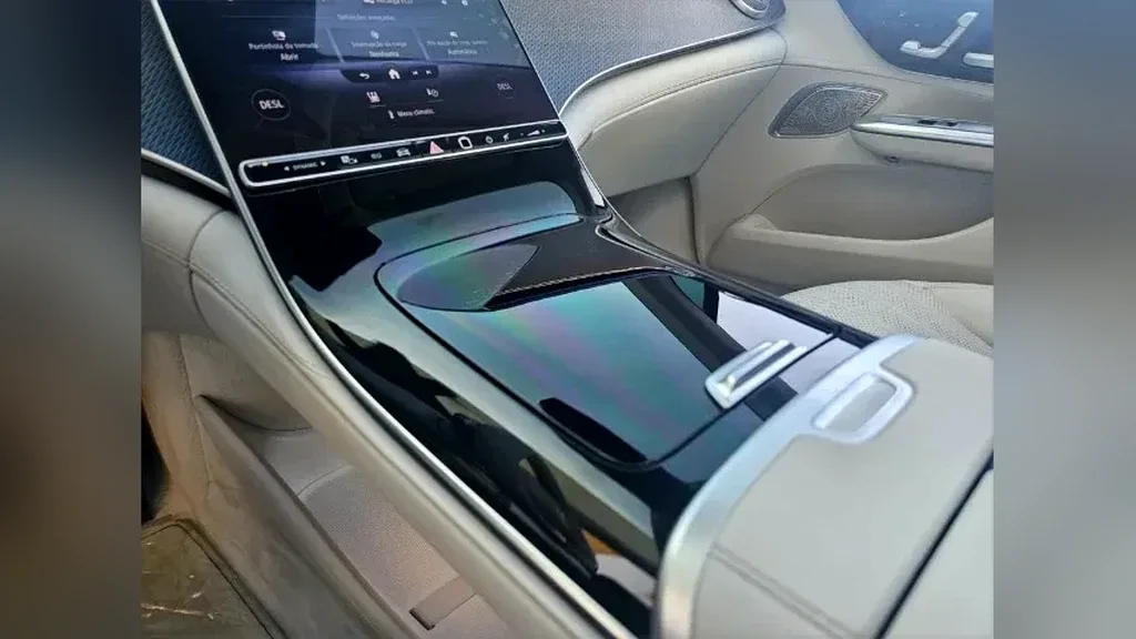 Mercedes Eqe 300 - Imagem 10