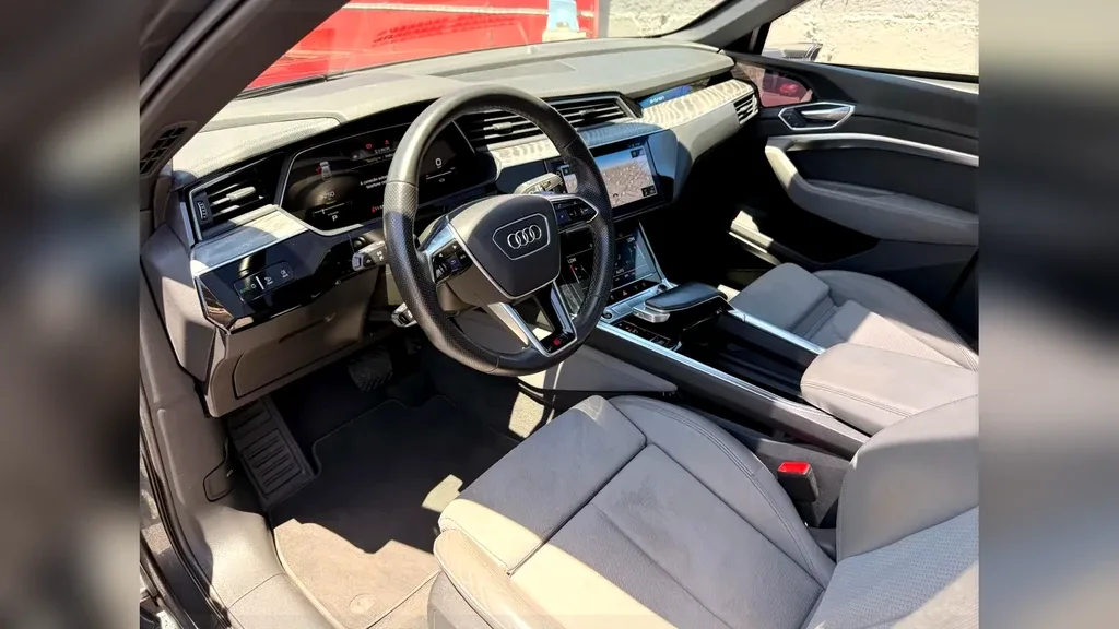 Audi E-tron - Imagem 10