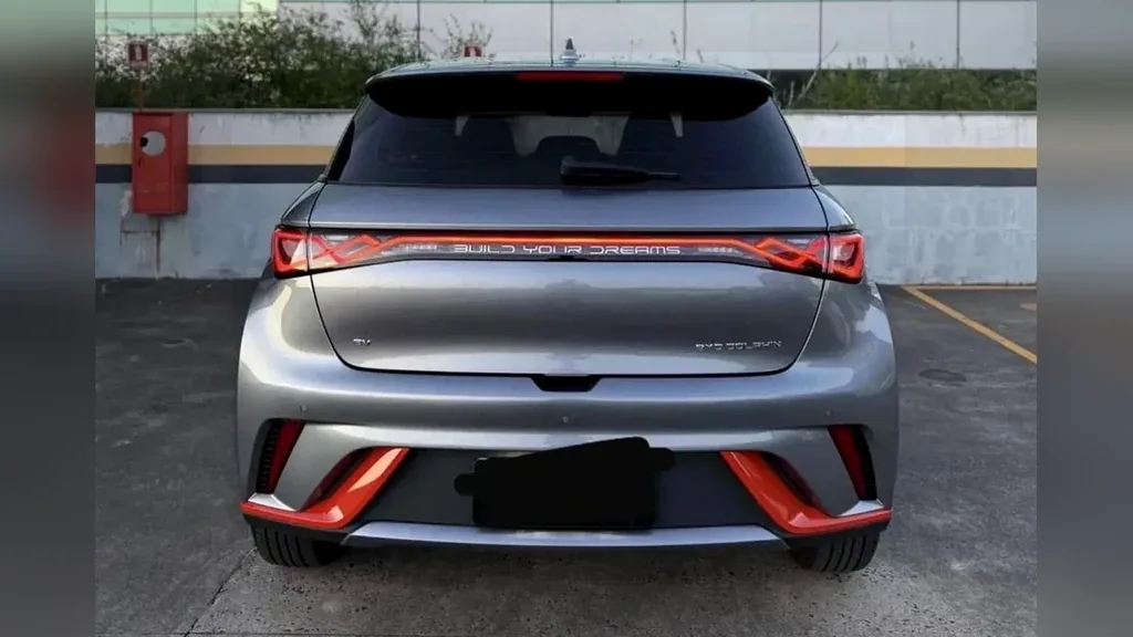 BYD Dolphin - Imagem 8