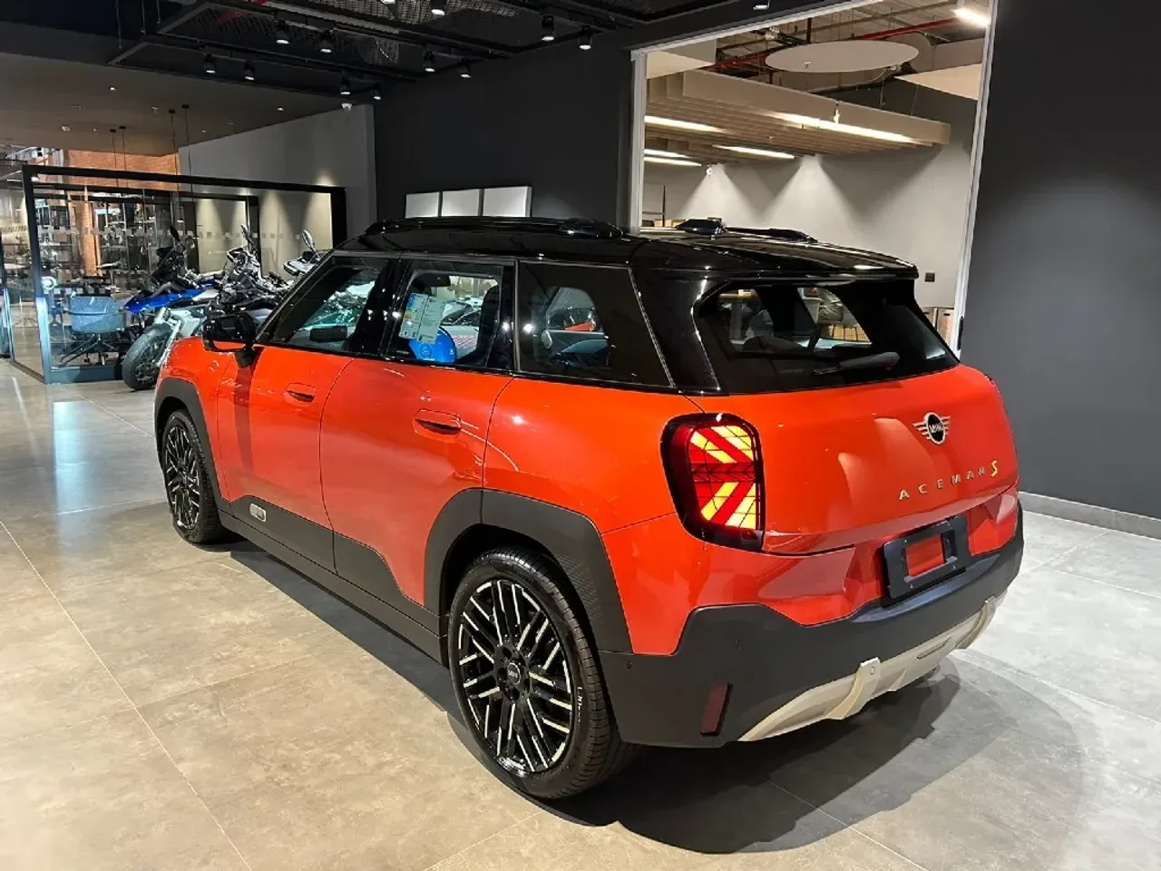 Mini Aceman - Imagem 6