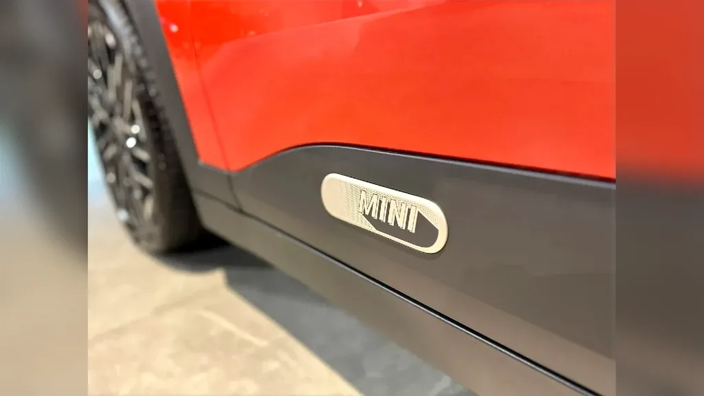 Mini Aceman - Imagem 9