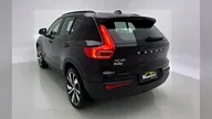 Volvo XC40 - Miniatura 11