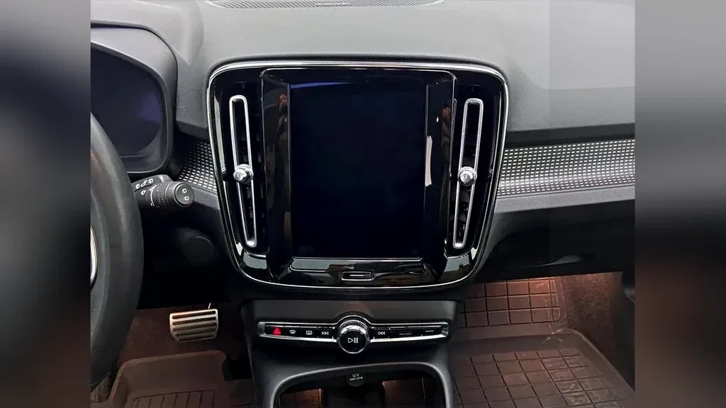 Volvo XC40 - Imagem 4