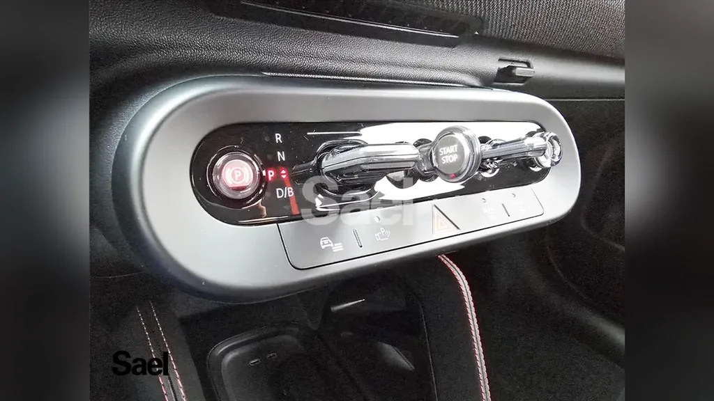 Mini Cooper SE - Imagem 13