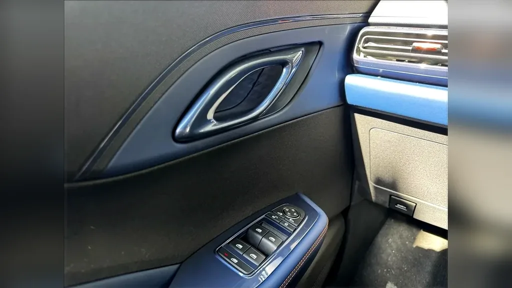 BYD Dolphin Mini - Imagem 12