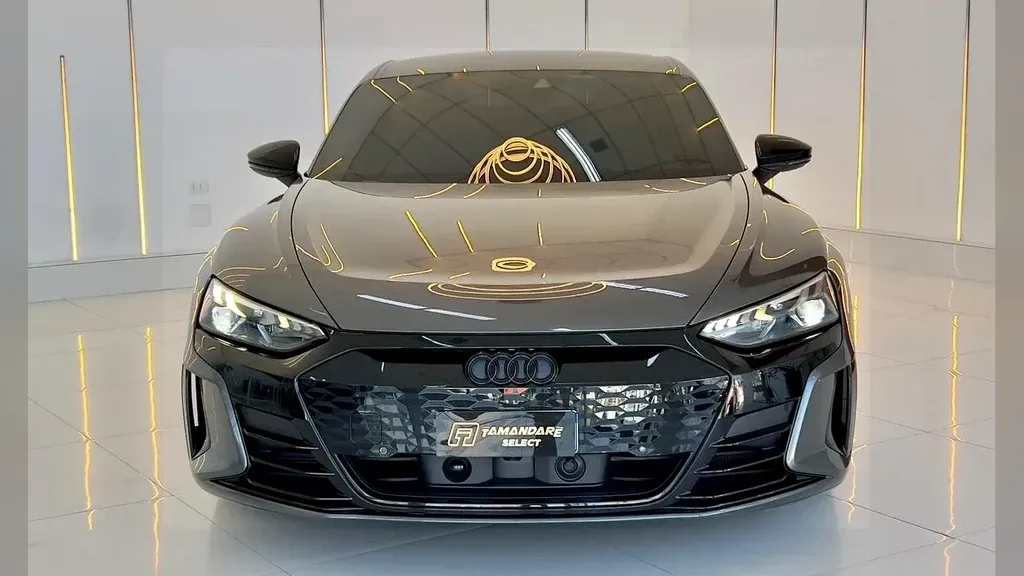 Audi E-tron  GT - Imagem 14