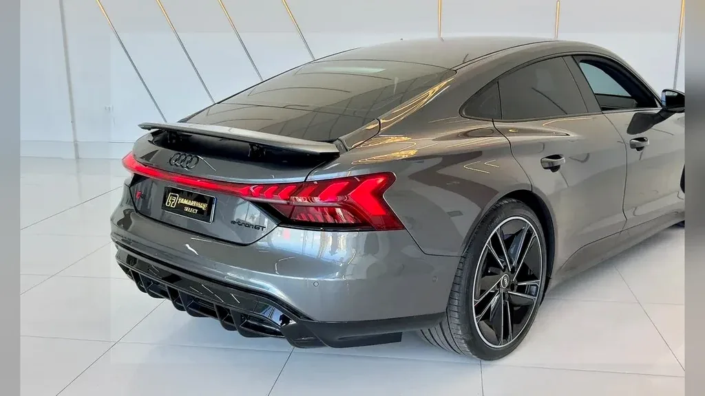 Audi E-tron  GT - Imagem 19