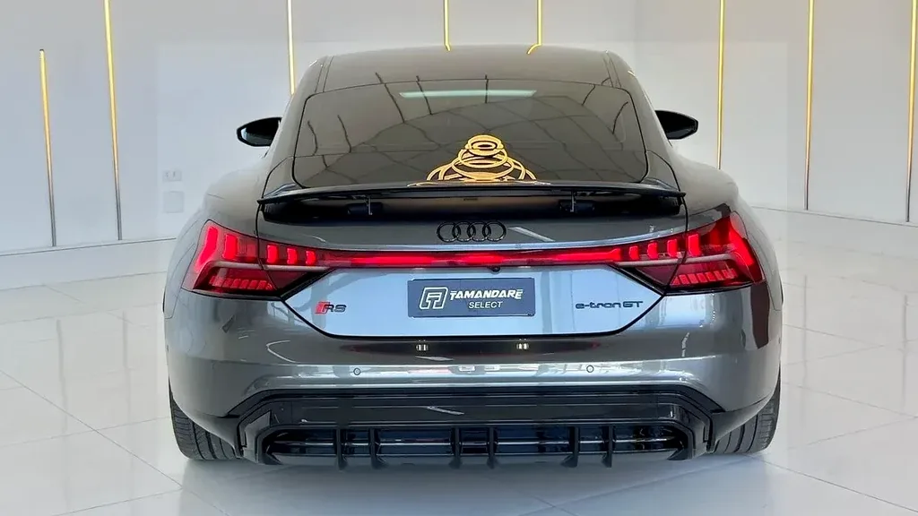 Audi E-tron  GT - Imagem 20