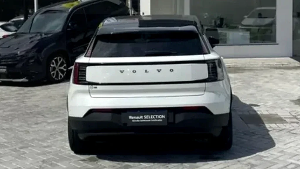 Volvo EX30 - Imagem 4