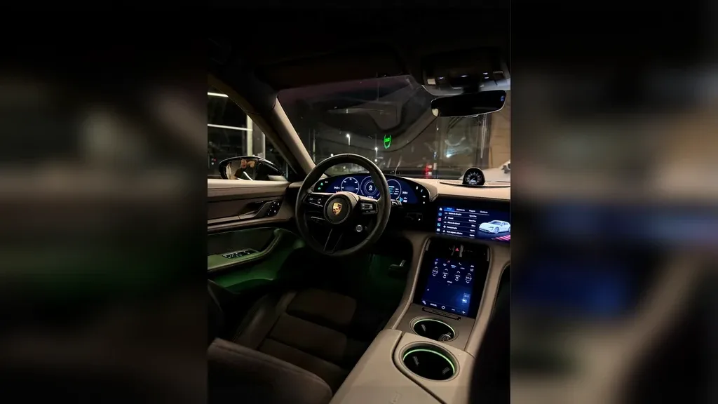 Porsche Taycan - Imagem 7