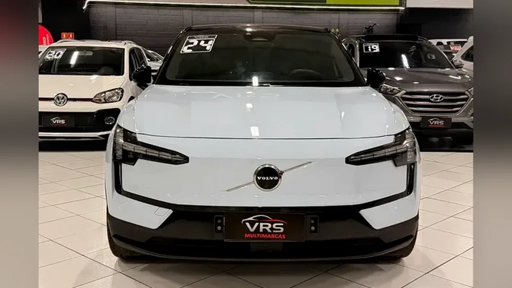 Volvo EX30 - Imagem 3