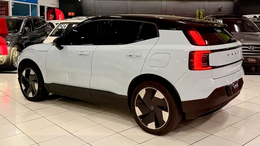 Volvo EX30 - Imagem 14