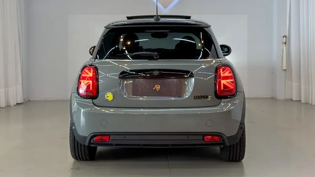 Mini Cooper SE - Imagem 9