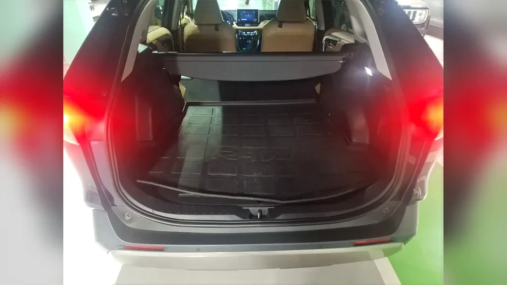 Toyota Rav4 - Imagem 8