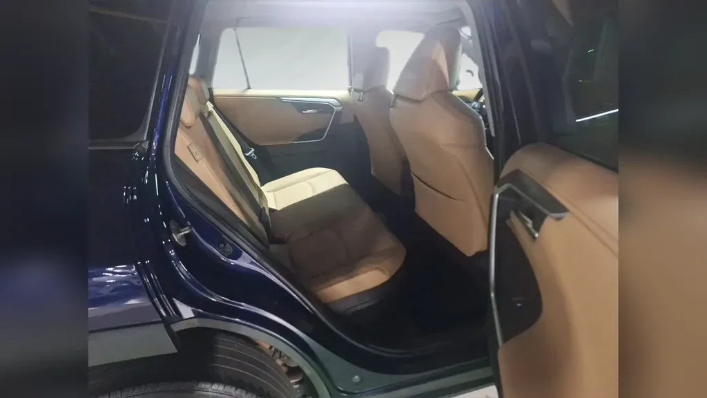 Toyota Rav4 - Imagem 12