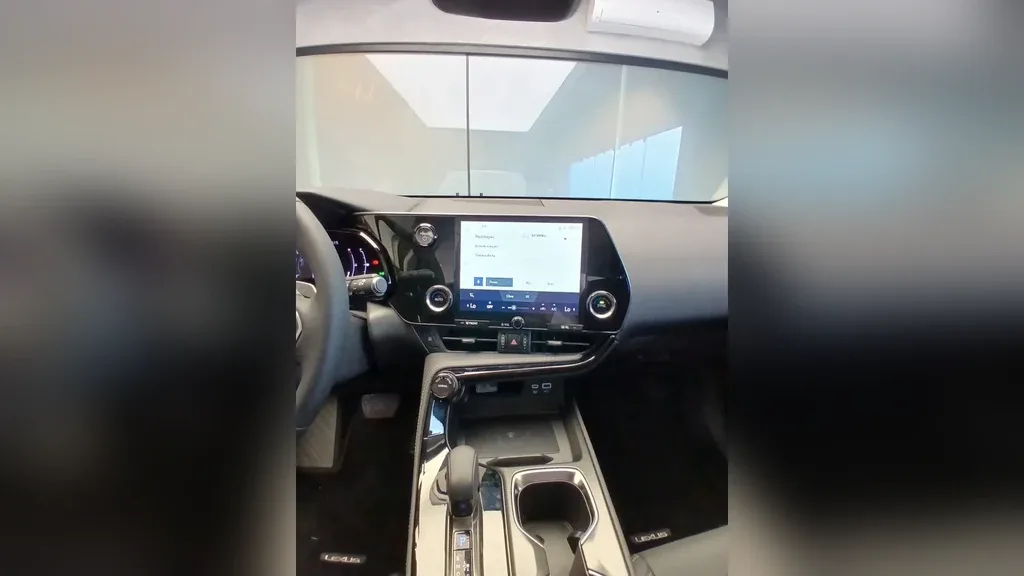 Lexus Nx - Imagem 17