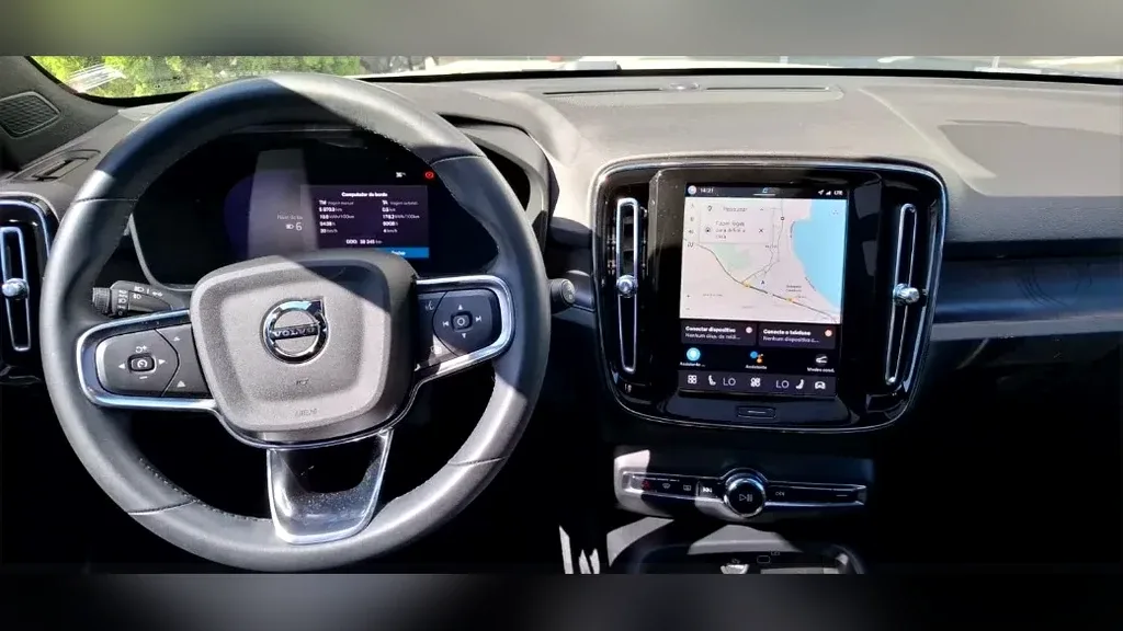 Volvo XC40 Recharge - Imagem 12